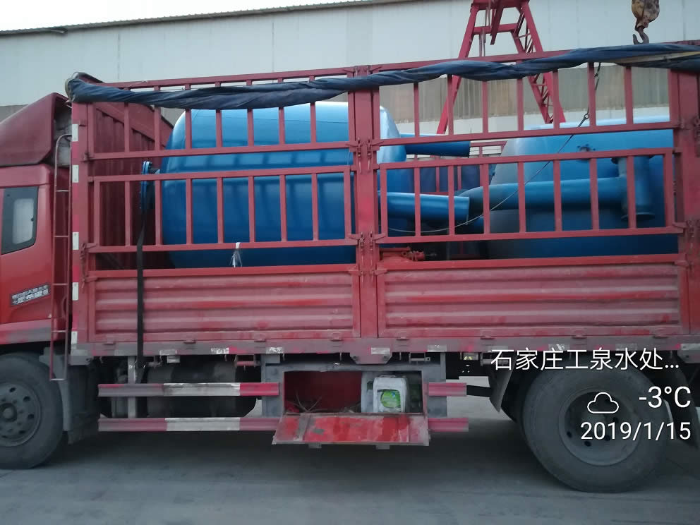 石英砂过滤器发往北京通州